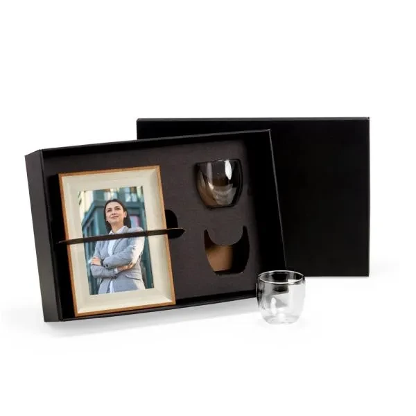 shared/kit-porta-retrato-e-copos-3-pcs.webp